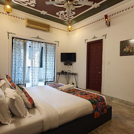 Baba Palace - A Heritage Hotel, Udaipur Buitenkant foto