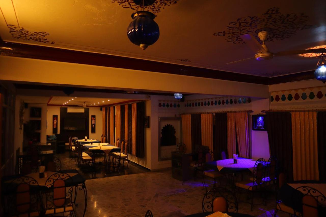 Baba Palace - A Heritage Hotel, Udaipur Buitenkant foto