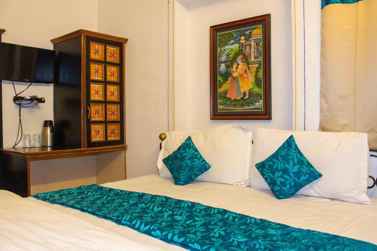 Baba Palace - A Heritage Hotel, Udaipur Buitenkant foto