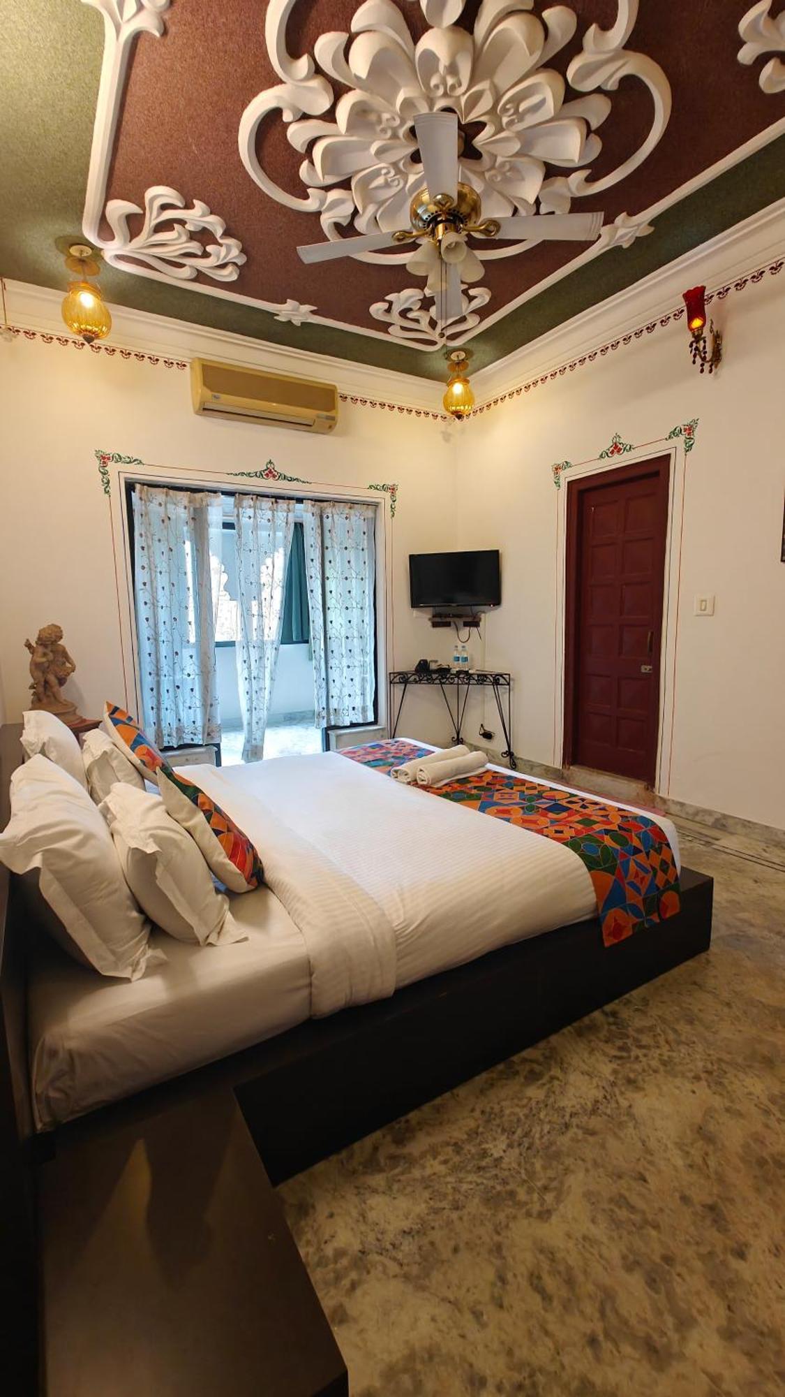 Baba Palace - A Heritage Hotel, Udaipur Buitenkant foto