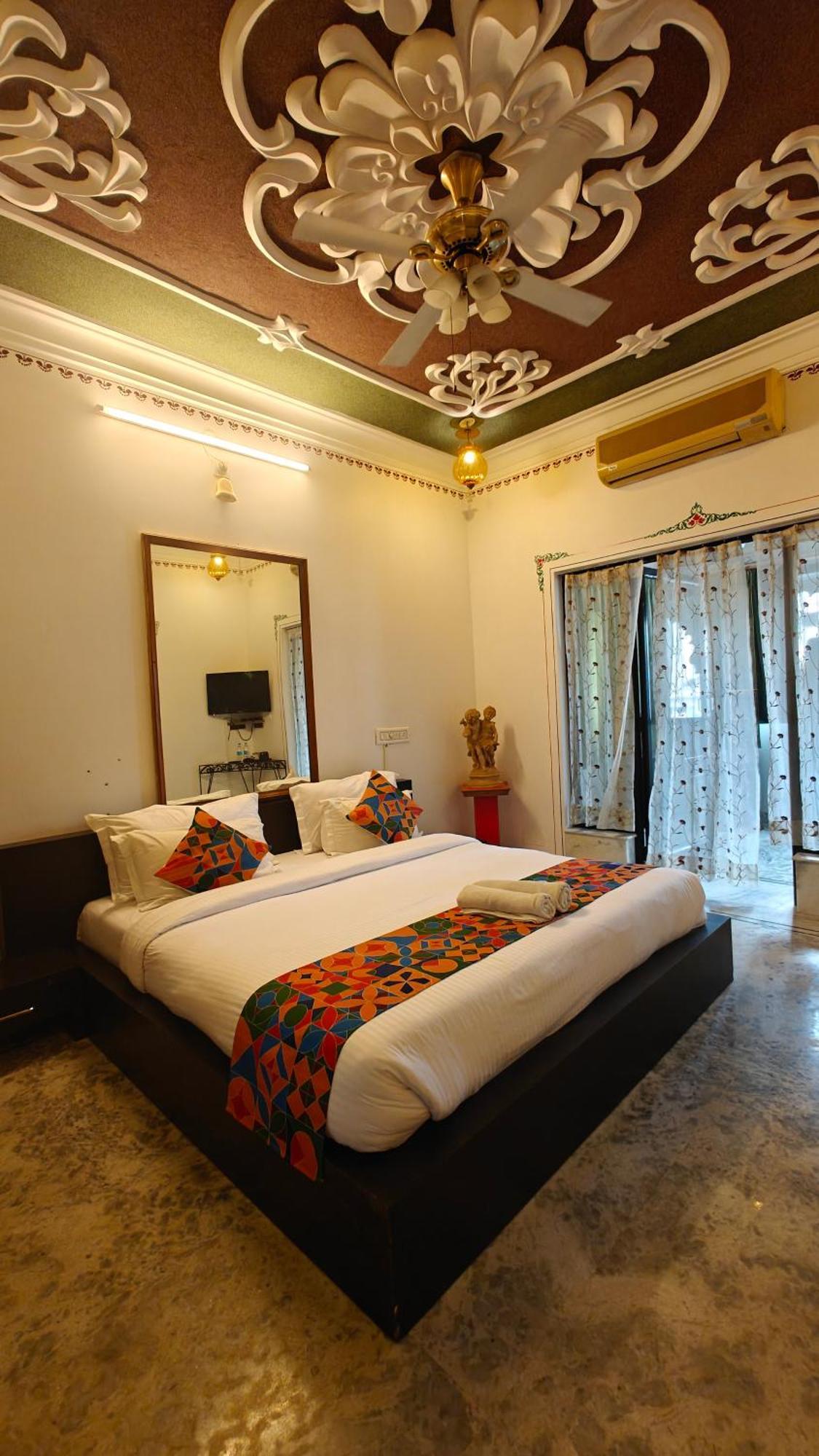 Baba Palace - A Heritage Hotel, Udaipur Buitenkant foto