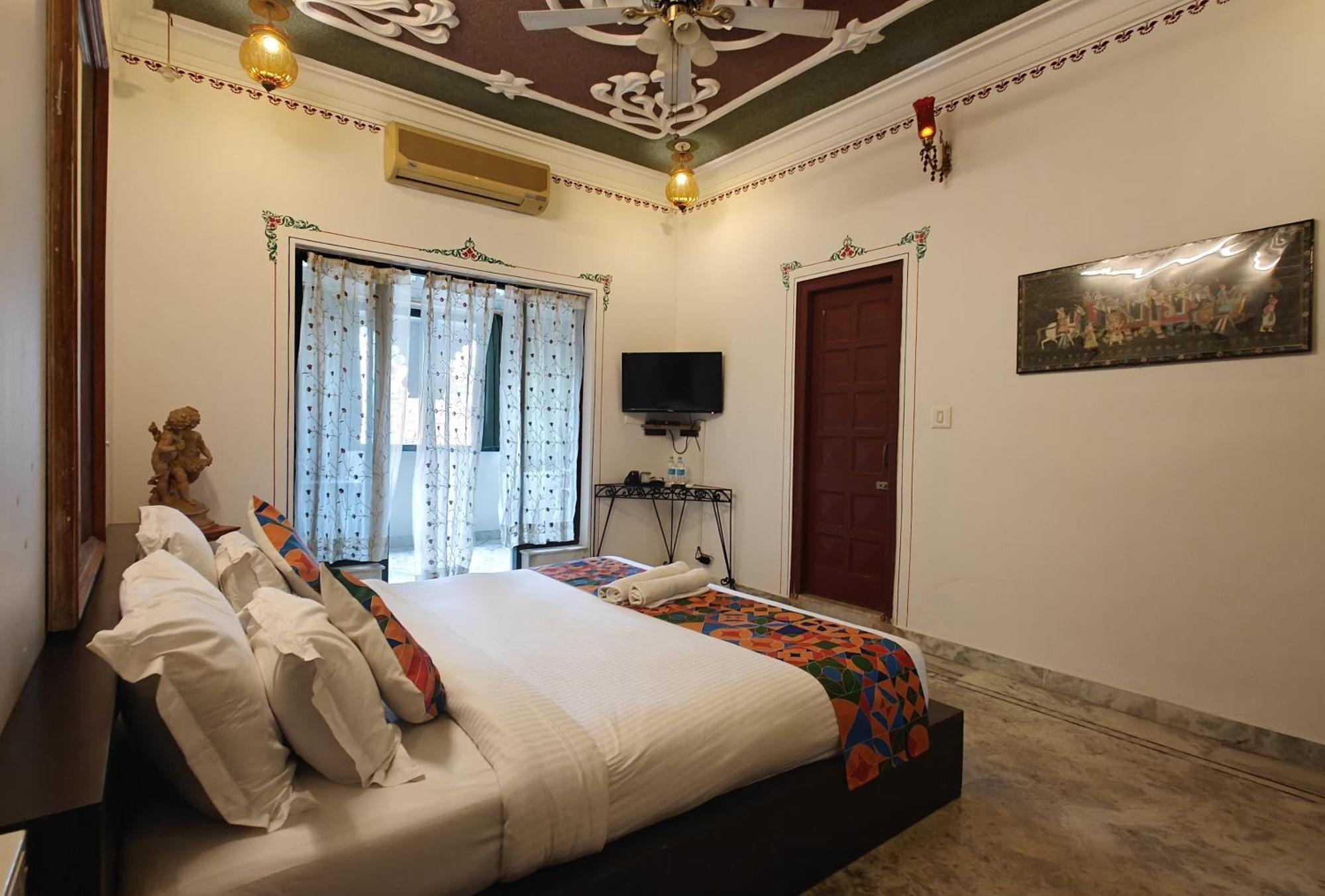 Baba Palace - A Heritage Hotel, Udaipur Buitenkant foto