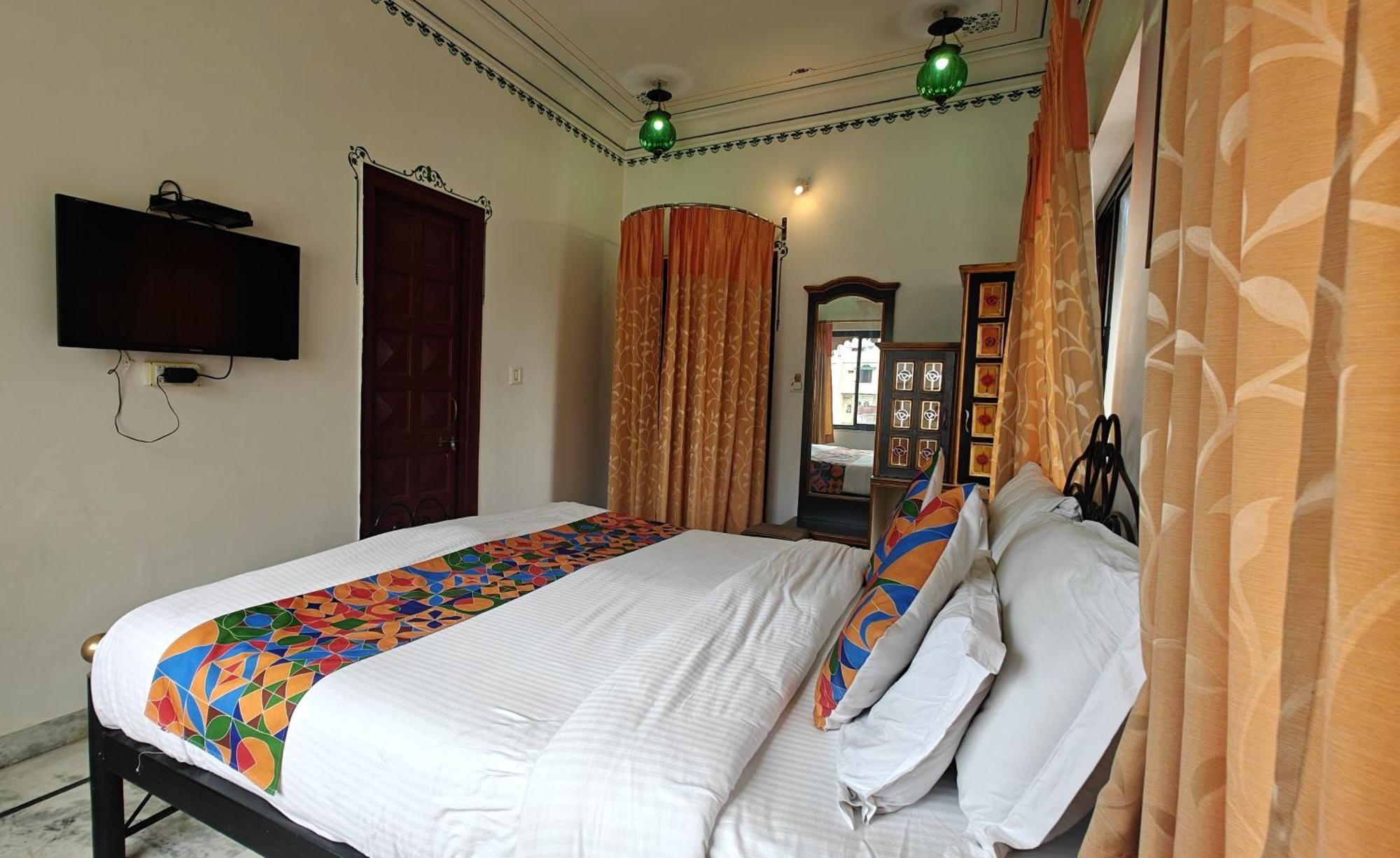 Baba Palace - A Heritage Hotel, Udaipur Buitenkant foto
