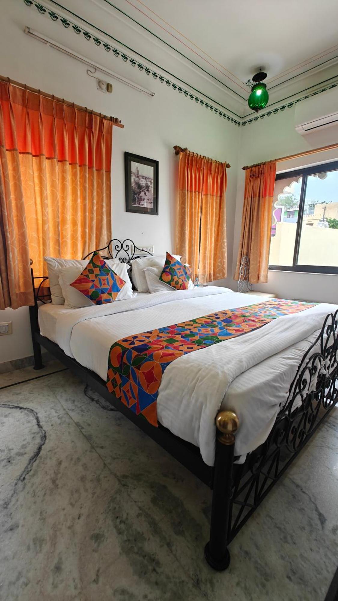 Baba Palace - A Heritage Hotel, Udaipur Buitenkant foto